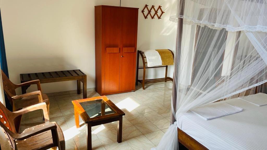 Sunny Mood Guest House Unawatuna Zewnętrze zdjęcie